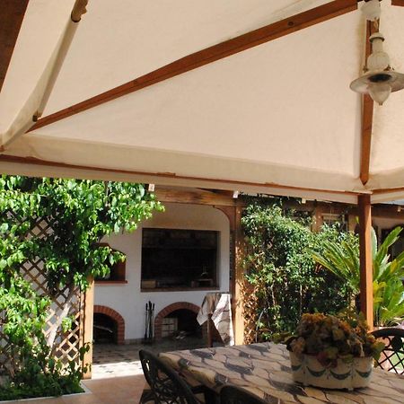 Villa Regina B&B Nettuno Buitenkant foto
