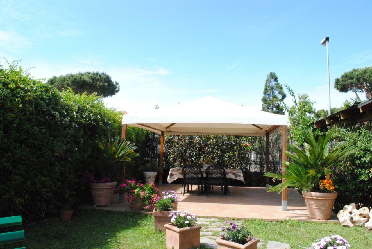 Villa Regina B&B Nettuno Buitenkant foto