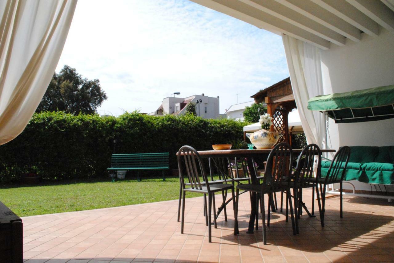 Villa Regina B&B Nettuno Buitenkant foto